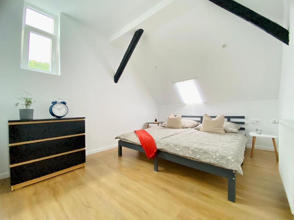 -2-zentral-traumwohnung-rhein *
